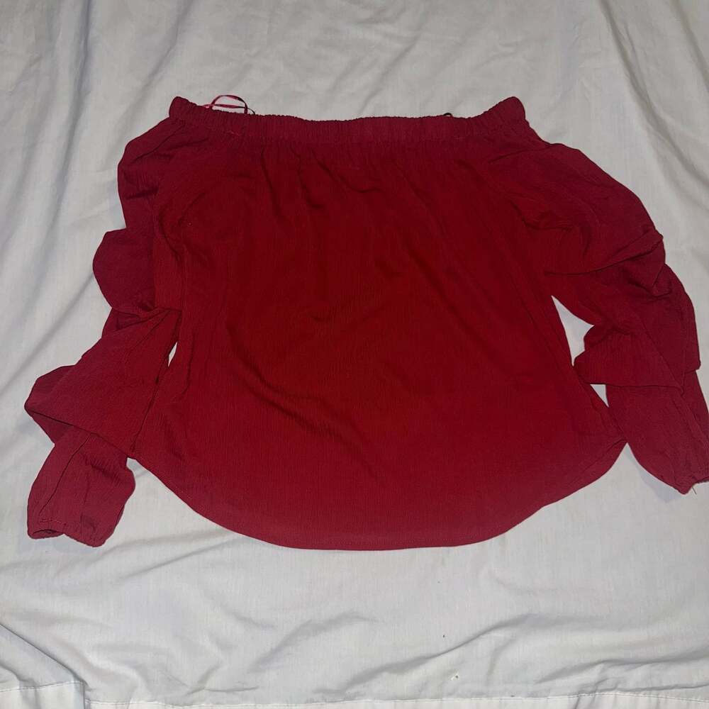 inTu. Red Off-the-Shoulder Textured Whimsigoth Layered Sleeve Blouse Size XS